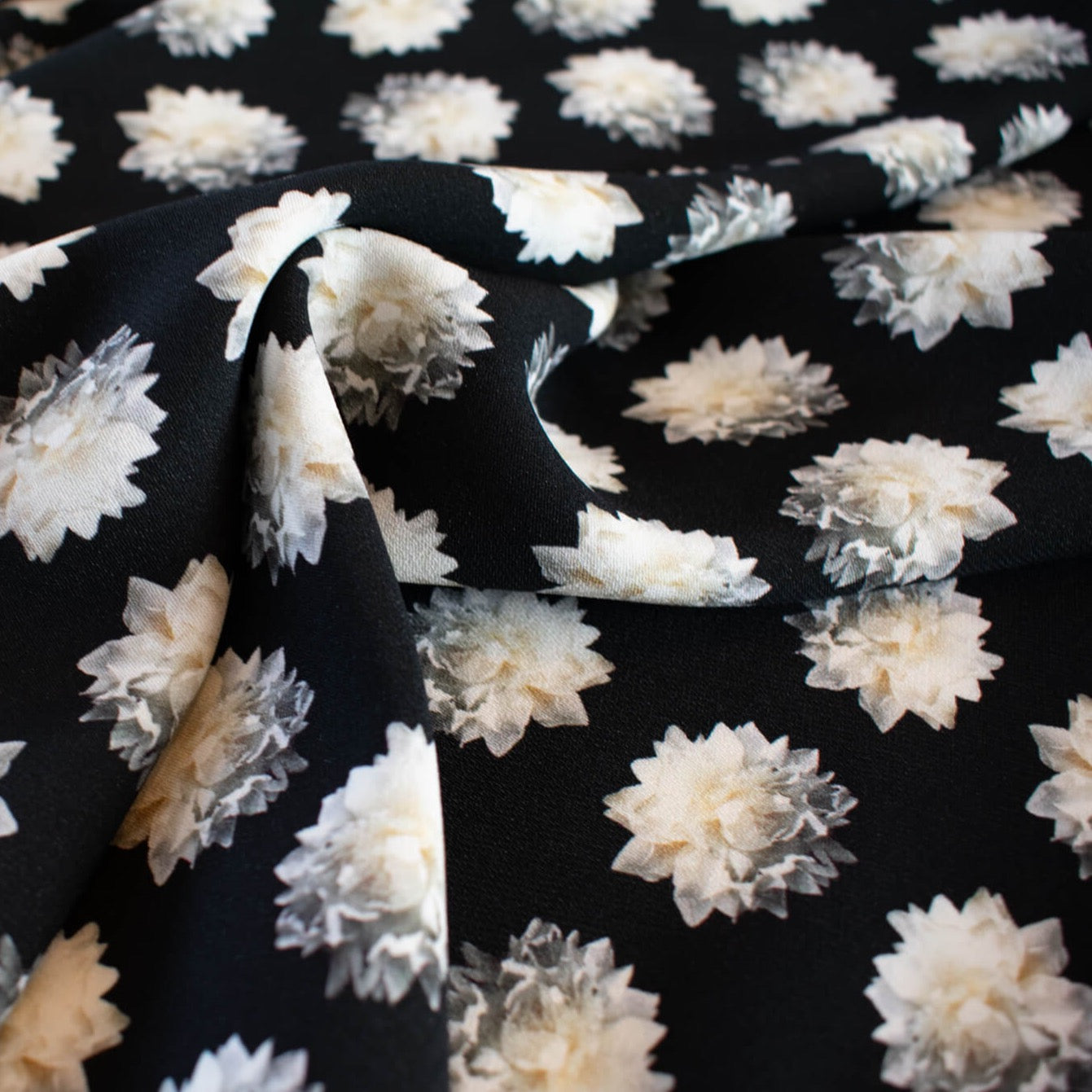 Black/White Floral Italian Viscose/Lycra 4-Ply Crepe  -'Fiore Bianco' close up image