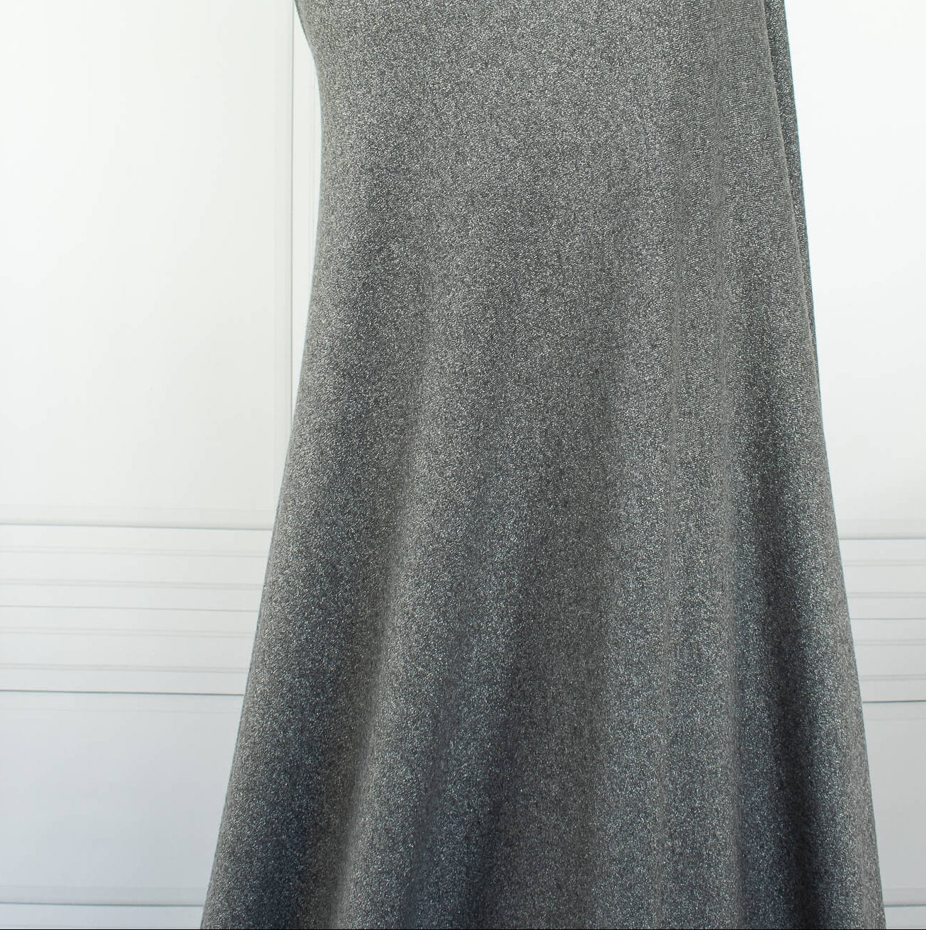  Image of LA Designer Sweater Knit fabric drape on dress form.