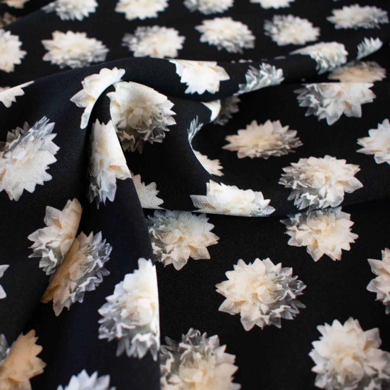 Black/White Floral Italian Viscose/Lycra 4-Ply Crepe  -'Fiore Bianco' close up image