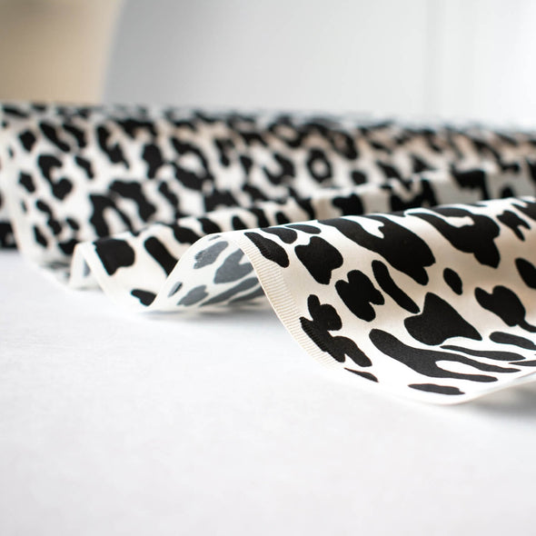 Designer Vintage Woven Black/White Cheetah - 'Left Bank'